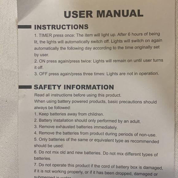 Beautiful Door wreath (or inside wall decor) w/LED lights - Picture 6 of 6